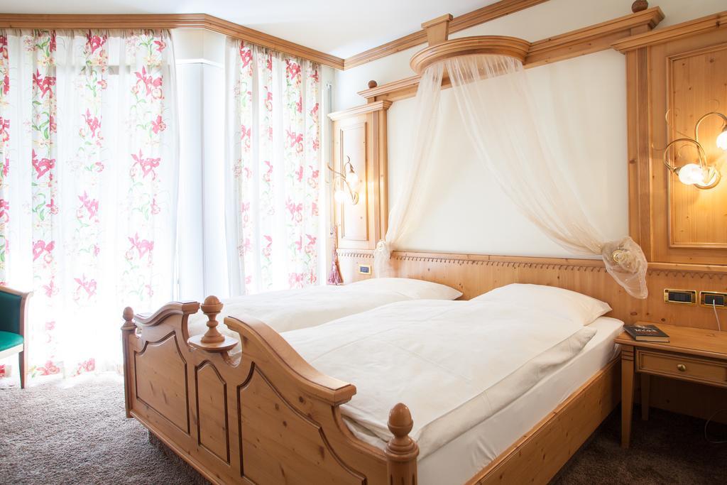 Hotel Comfort Erica Dolomiti Val D'Adige Salorno Extérieur photo